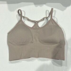 Pro Fit top with inserts. Size medium.